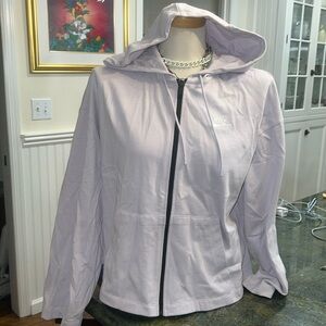 Nike Women’s Jacket 🍒🍒